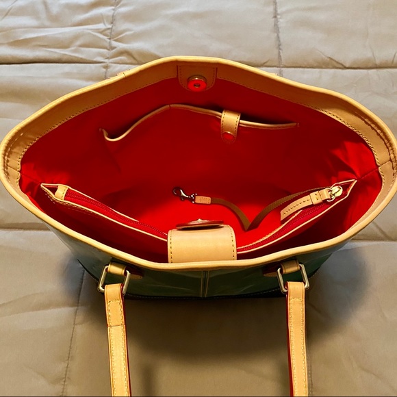 Shoulder Tote - Picture 6 of 7